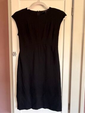 Banana Republic perfect LBD